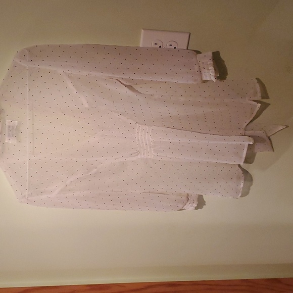 Sheer GUESS blouse🖤 - Picture 6 of 6